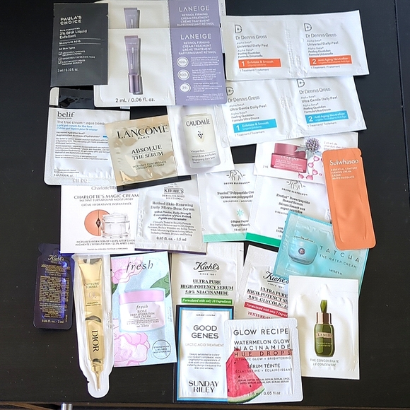 Dior Other - Skincare sample bundle (24 pcs)